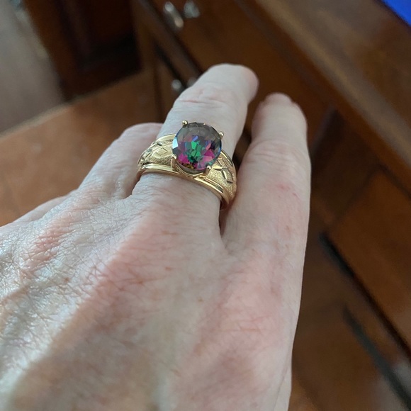 10k Unisex Mystic Topaz Ring